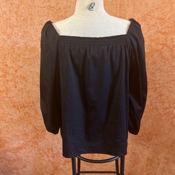 ELIZABETH and JAMES Black Blouse size Large - Picture 2 of 8